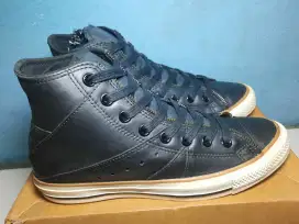 Converse Mojak size 42