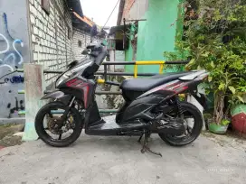 Vario Techno 2010 Hitam