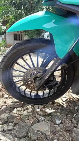 Velg Vario copy dt palang 18 + ban