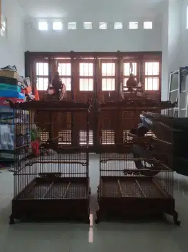 Di jual sangkar burung cucak Rowo klasik/antik