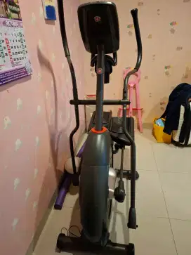 CROSSTRAINER merk Schwinn ( X pemakai PRIBADI )