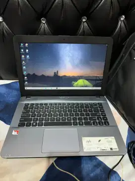 Laptop Asus 14inch mulus masih segel