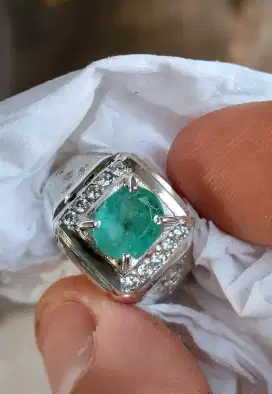 Zamrud emerald beryl ring perak