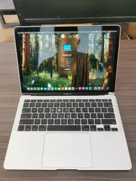 Macbook Air 2020 Intel Core i3 8/256