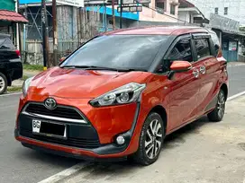 [DP 14jt] Toyota Sienta 1.5 V Manual 2018 2019 BG Palembang Kota