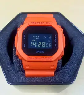 Gshock type dw5600