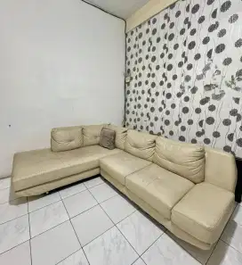 SOFA RUANG TAMU L sesuai di foto