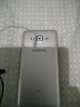 Mau q jual hp samsung J2 prime dan xiaomi 5a