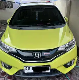 HONDA JAZZ GK5 at tahun 2014 warna kuning