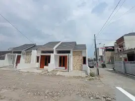 RUMAH MURAH SOLO (SELATAN RS AURI COLOMADU) DEKAT BANDARA