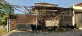 JUAL RUMAH MODERN LOKASI PREMIUM BENDOGERIT BLITAR