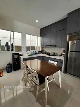 Rumah Full Renov Furnished di Cluster Lasein Jgc Cakung Jakarta Timur