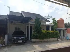 Dijual rumah di komplek Continent Regency  jl Sosial km 5 Palembang