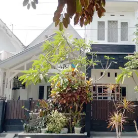 Dijual Rumah Kost Vintage Tengah Kota Malang