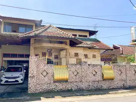 Rumah di Kompleks perumahan sandik Lombok Barat