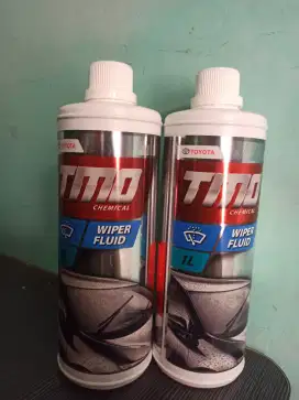 Pembersih kaca mobil (wiper fluid(