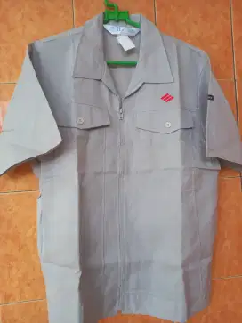 Work Shirt Kemeja lengan pendek abu muda