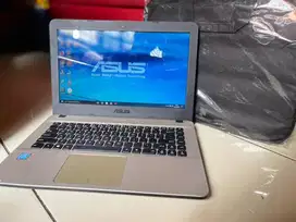 Laptop asus 14 inci ram 4/1 TB MULUS NORMAL