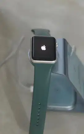 Jual MURAH BANGET Apple watch series 2  42mm NO BOX - CHARGER ONLY