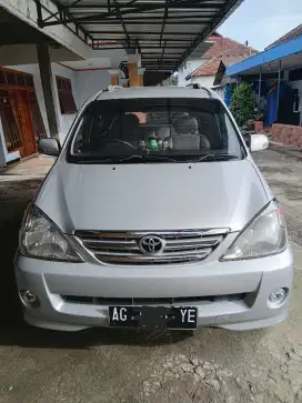 Toyota Avanza 2004 Bensin