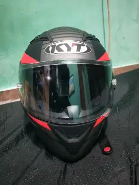 KYT Falcon FR Radiant black doff