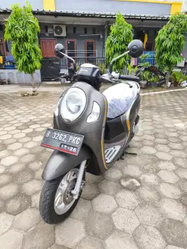 Bissmillah dijual motor Honda scopy prestige 2021 istimewa