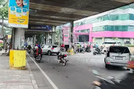 DISEWAKAN RUANG USAHA SIAP PAKAI MAINROAD JL CIHAMPELAS BANDUNG