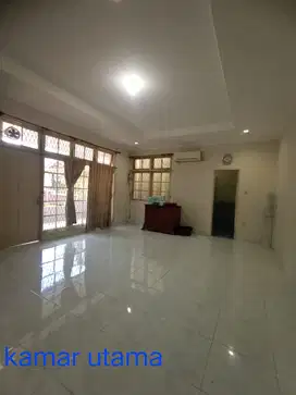 Rumah  2 lantai di jual di Tebet barat