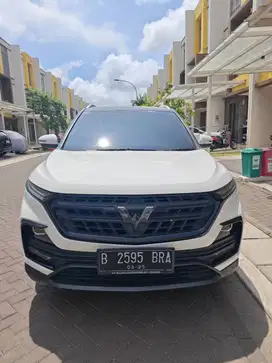 Wuling almaz executive 7 seater