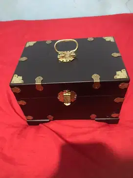 Box perhiasan, Box Koleksi