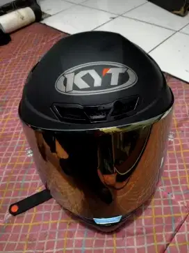 KYT TT COURSE BLACK DOFF