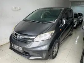 DP Rendah - Honda Freed 1.5 S Bensin-AT 2012