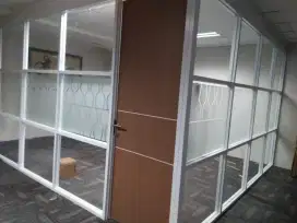 Pemasangan pintu kaca dan plafon gibsum