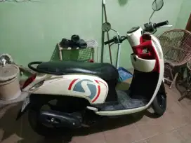 Di jual SCOOPY FI 2013 SS LENGKAP