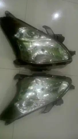 Jual lampu toyota avanza