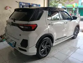 Raize GR Sport TSS AT 2021 two tone, putih, hitam, Automatic