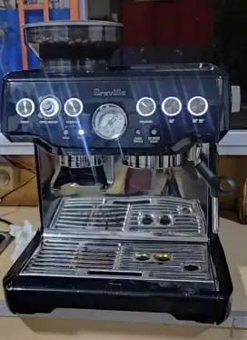 Mesin expresso breville