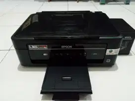 Jual Printer Epson L 365 WiFi like new, no minus dan garansi.