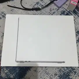 Macbook Air M2 (Only the Box)