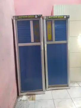 pintu galvalum kamar mandi