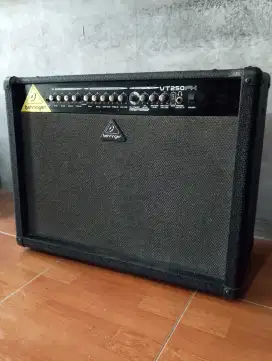 Ampli Gitar Behringer VT250 FX Full Original Lengkap Footswitch