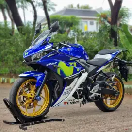 YAMAHA YZF R25 MOVISTAR 2016 KM LOW SUPER MULUS PAJAK PANJANG