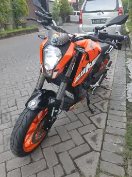 Ktm duke 2019 tangan pertama