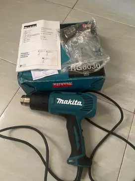 Heat gun Makita