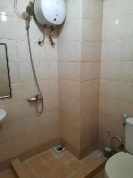 SEWA BULANAN 2BR APARTEMEN BOUTIQUE KEMAYORAN LANTAI 7 FURNISHED