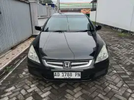 Jual Honda Accord th 2003 matic