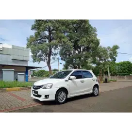 Harga CASH Km 40Rb-an | Toyota Etios Valco G 2017 Tgn1 Record Service