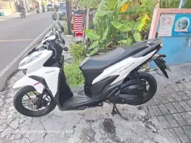 Vario 125 iss 2021 pajak 14bln lagi bisa kredit syariah TERMURAH