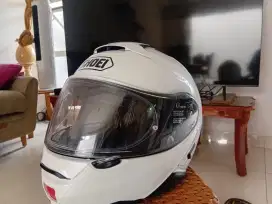 Helm shoei neotec 2