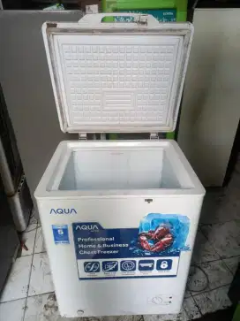 Freserbox aqua 100liter normal beku siap pakai